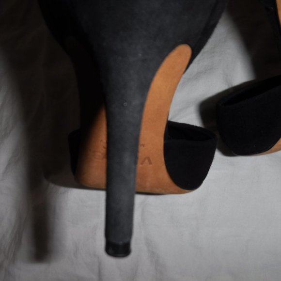 VINCE Celeste Black Suede Leather d'Orsay Pump Heels Size US 9 Euro 40 - Picture 10 of 10